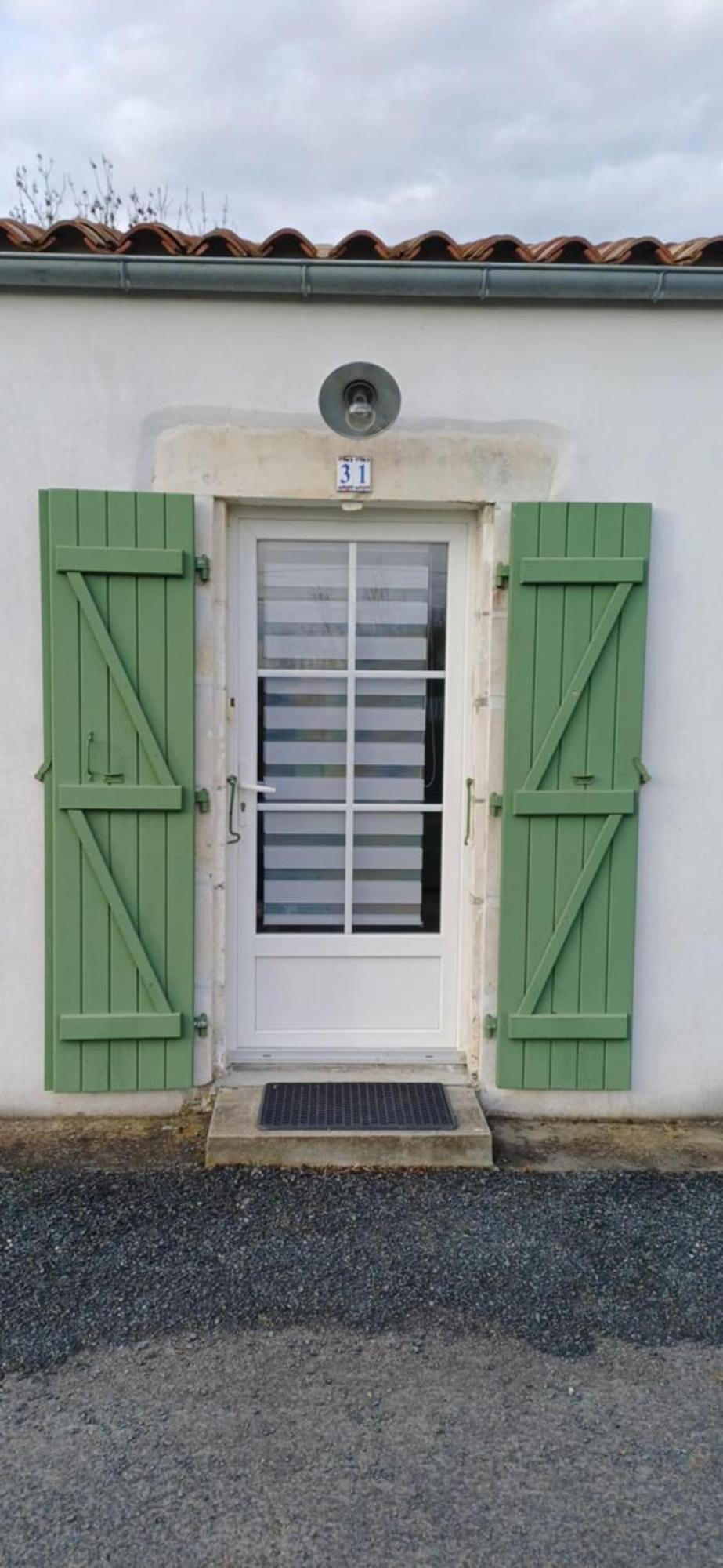 Maison Calme Au Bord De L'eau Holiday home *